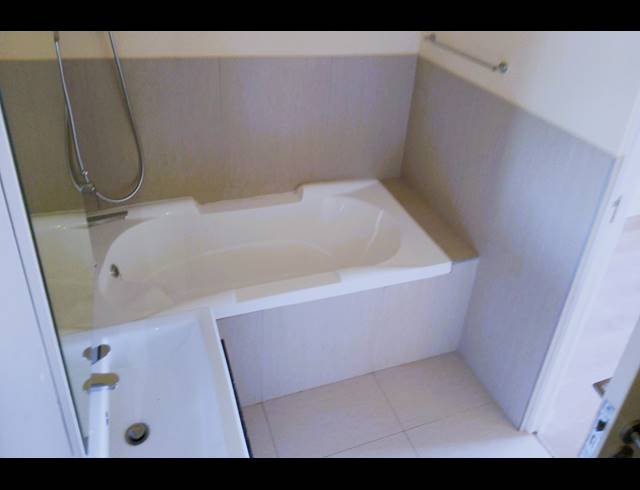 2 BEDROOM APARTMENT TO LET IN STRAND NORTH